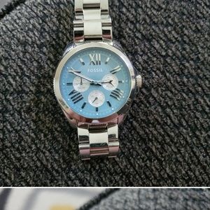 Bundle of two watches